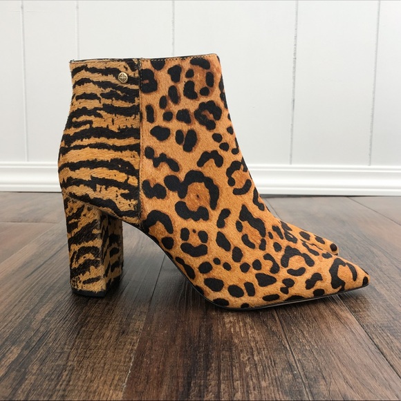 ANTONIO MELANI Shoes - Antonio Melani Animal Print Dyed Calf Hair Leather Bootie “Shahn” Size 8.5